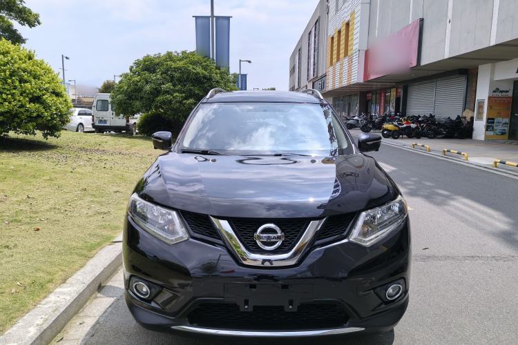 Used Nissan X-Trail 2015 2.0L CVT Comfort MAX Edition 2WD Exterior 1
