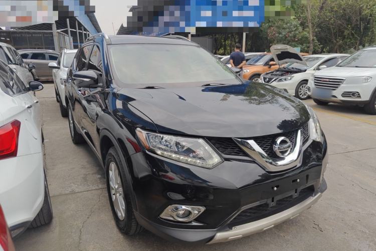 Used Nissan X-Trail 2015 2.0L CVT Comfort MAX Edition 2WD Exterior 1