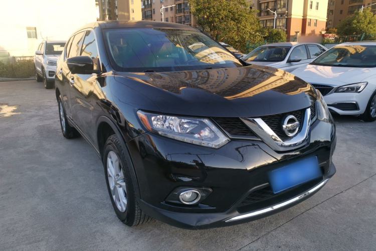 Used Nissan X-Trail 2015 2.0L CVT Comfort MAX Edition 2WD Exterior 1