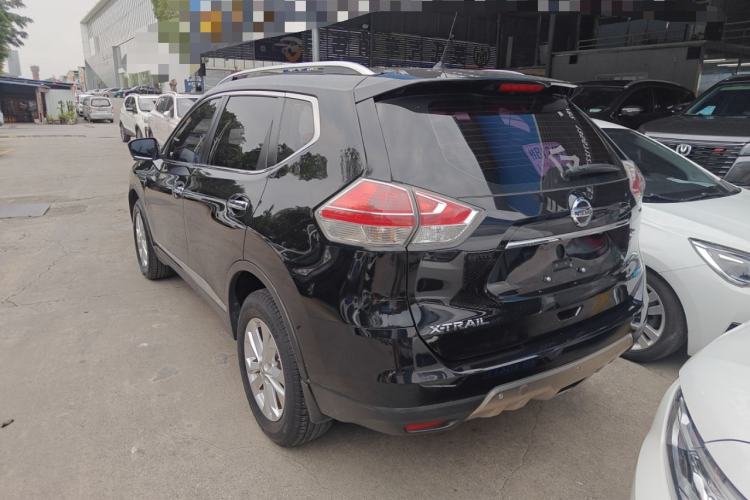 Used Nissan X-Trail 2015 2.0L CVT Comfort MAX Edition 2WD Exterior 2
