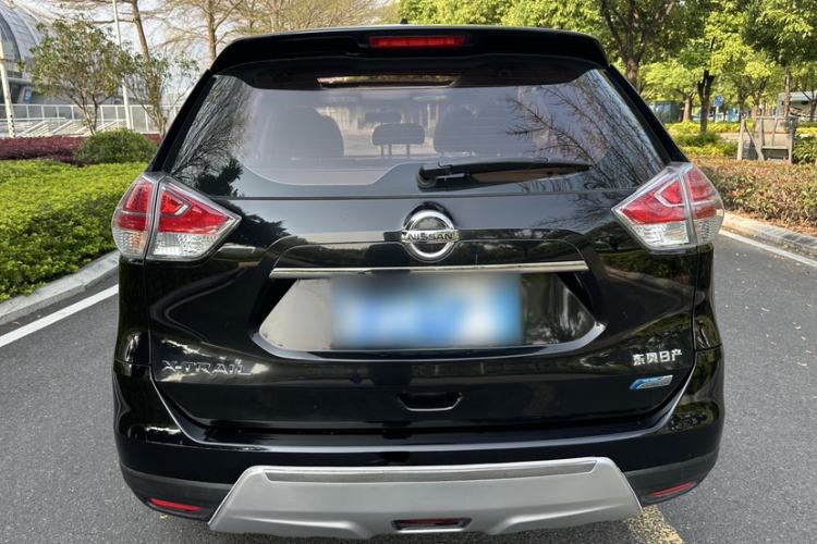 Used Nissan X-Trail 2015 2.0L CVT Comfort MAX Edition 2WD Exterior 2