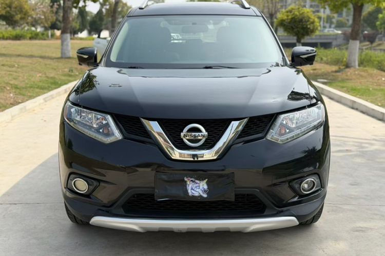 Used Nissan X-Trail 2015 2.0L CVT Comfort MAX Edition 2WD Exterior 3