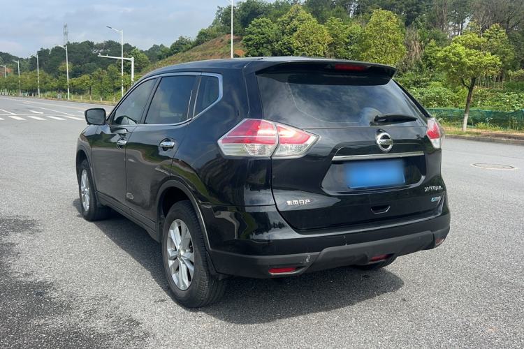 Used Nissan X-Trail 2015 2.0L CVT Comfort MAX Edition 2WD Exterior 7
