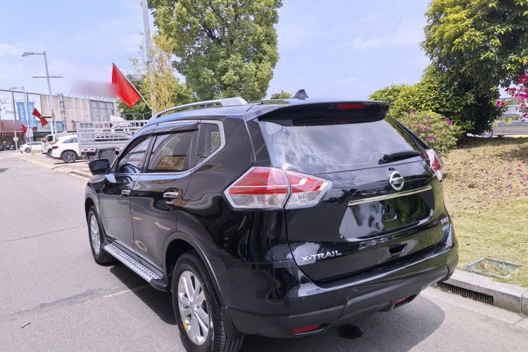 Used Nissan X-Trail 2015 2.0L CVT Comfort MAX Edition 2WD Exterior 7