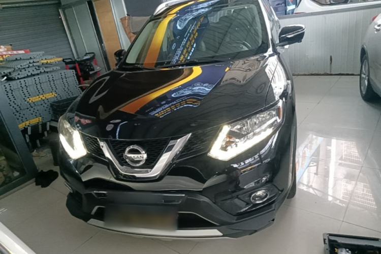 Used Nissan X-Trail 2015 2.0L CVT Comfort MAX Edition 2WD Front