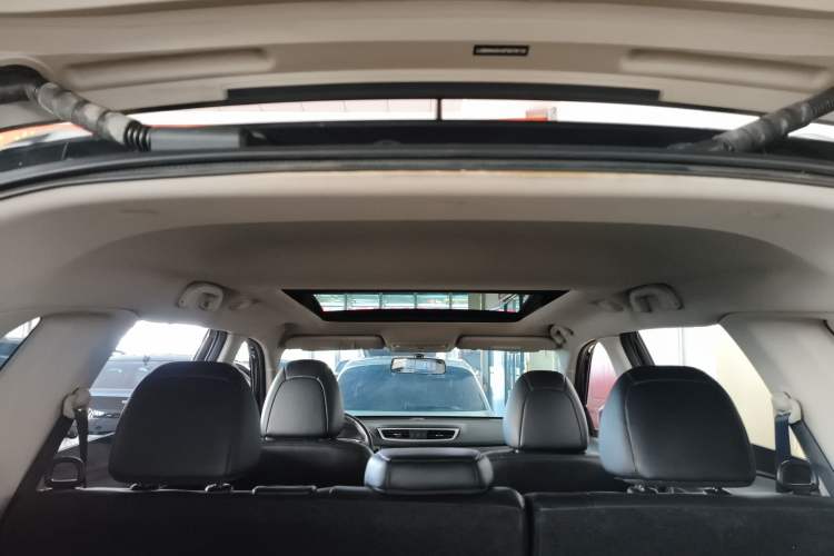 Used Nissan X-Trail 2015 2.0L CVT Comfort MAX Edition 2WD Headliner