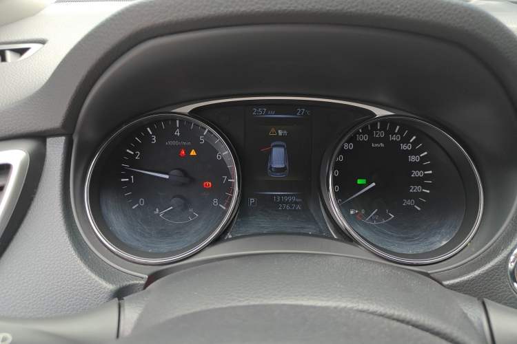 Used Nissan X-Trail 2015 2.0L CVT Comfort MAX Edition 2WD Instrument Cluster