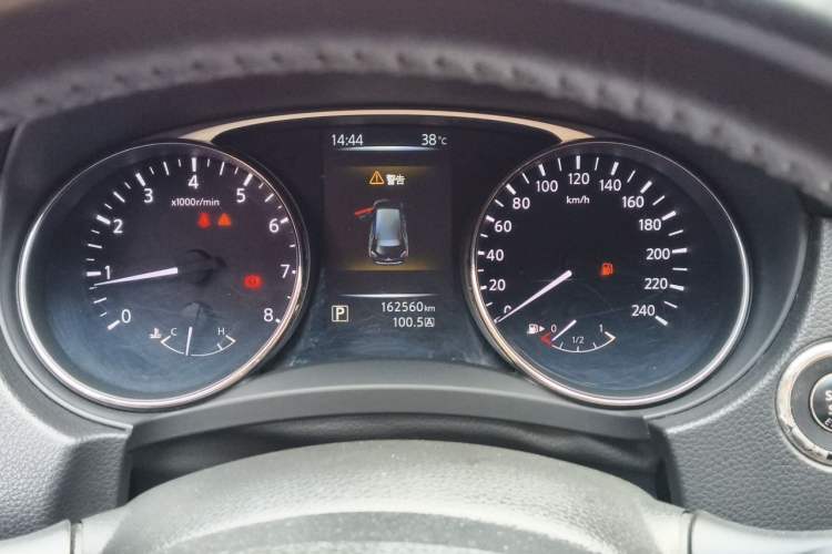Used Nissan X-Trail 2015 2.0L CVT Comfort MAX Edition 2WD Instrument Cluster