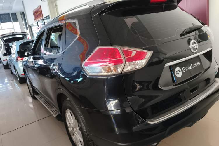 Used Nissan X-Trail 2015 2.0L CVT Comfort MAX Edition 2WD Rear Left 45 Deg
