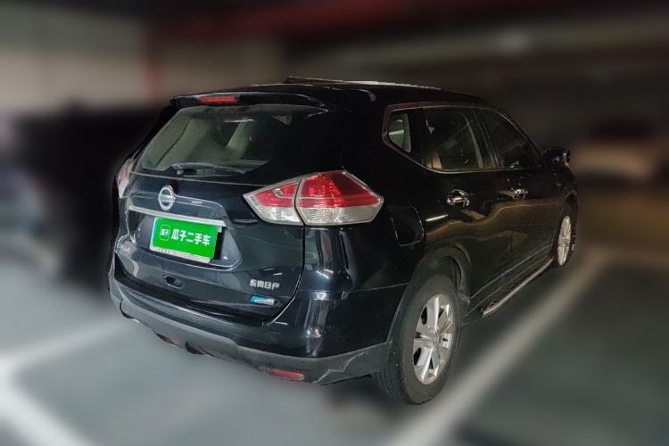 Used Nissan X-Trail 2015 2.0L CVT Comfort MAX Edition 2WD Rear Right 45 Deg