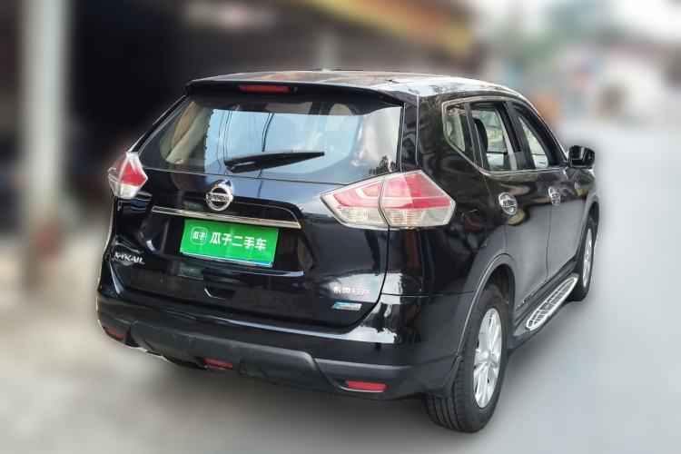 Used Nissan X-Trail 2015 2.0L CVT Comfort MAX Edition 2WD Rear Right 45 Deg