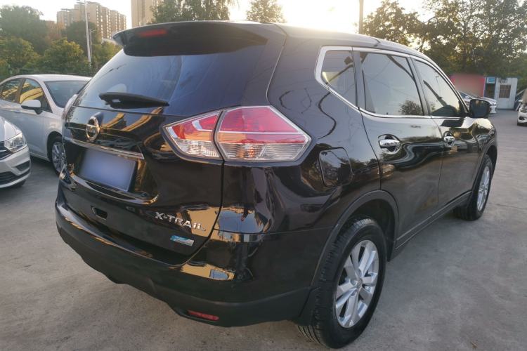 Used Nissan X-Trail 2015 2.0L CVT Comfort MAX Edition 2WD Rear Right 45 Deg