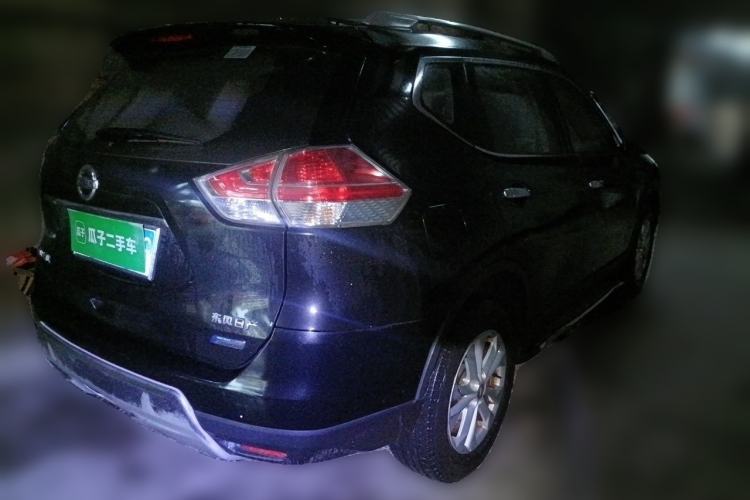 Used Nissan X-Trail 2015 2.0L CVT Comfort MAX Edition 2WD Rear Right 45 Deg