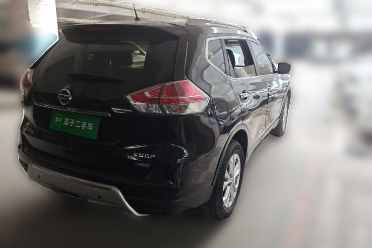 Used Nissan X-Trail 2015 2.0L CVT Comfort MAX Edition 2WD Rear Right 45 Deg