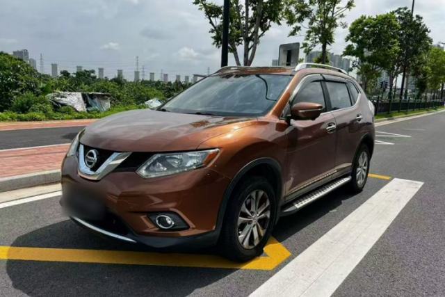 Used Nissan X-Trail 2015 2.0L CVT Comfort MAX Edition 2WD