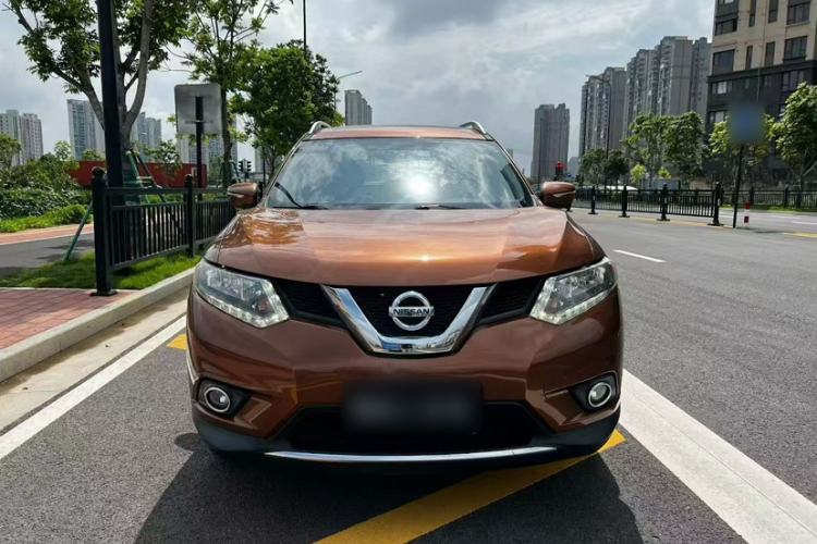 Used Nissan X-Trail 2015 2.0L CVT Comfort MAX Edition 2WD Exterior 5
