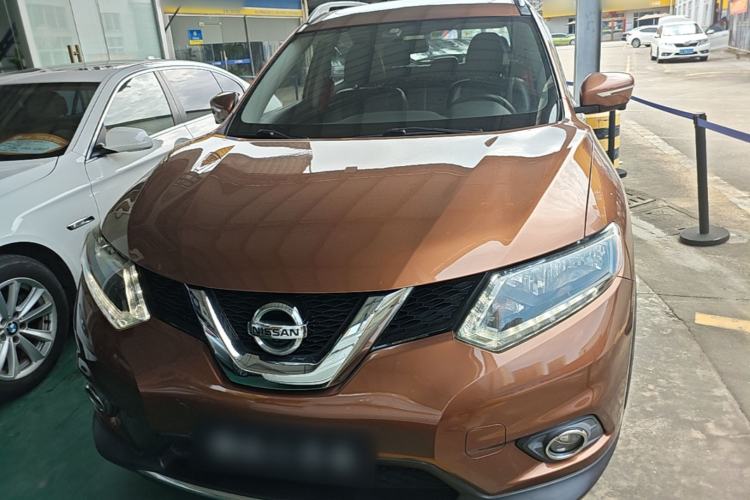 Used Nissan X-Trail 2015 2.0L CVT Comfort MAX Edition 2WD Front