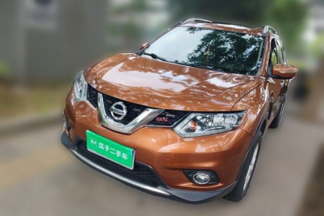 Ojetý Nissan X-Trail 2015 2.5L CVT Leading MAX Edition 4WD