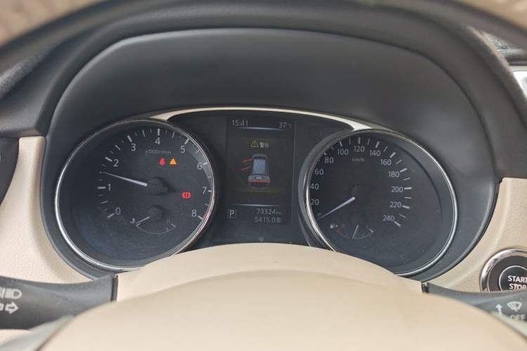 Used Nissan X-Trail 2015 2.0L CVT Comfort MAX Edition 2WD Instrument Cluster