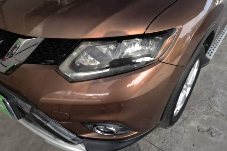 Used Nissan X-Trail 2015 2.0L CVT Comfort MAX Edition 2WD Left Front Headlight