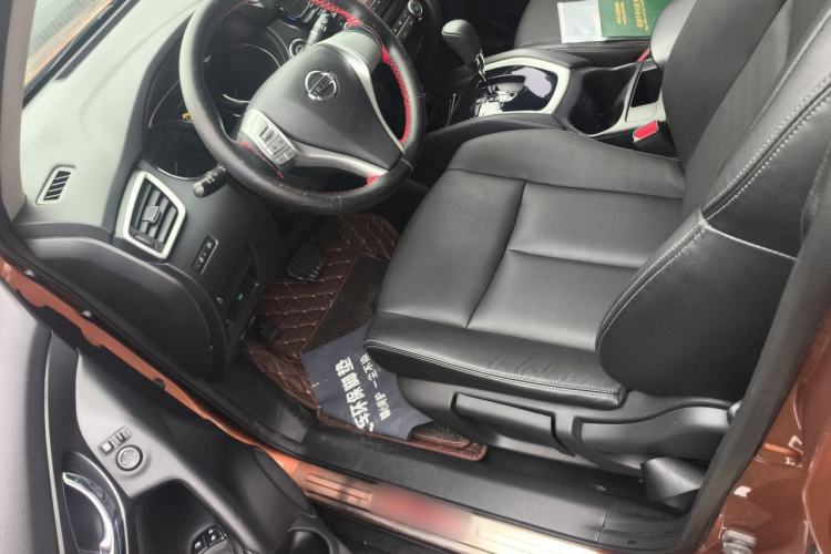 Used Nissan X-Trail 2015 2.0L CVT Comfort MAX Edition 2WD Left Front Seat