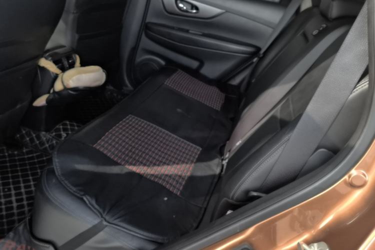 Used Nissan X-Trail 2015 2.0L CVT Comfort MAX Edition 2WD Left Rear Seat
