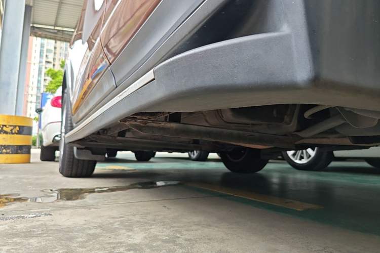 Used Nissan X-Trail 2015 2.0L CVT Comfort MAX Edition 2WD Left Side Sill