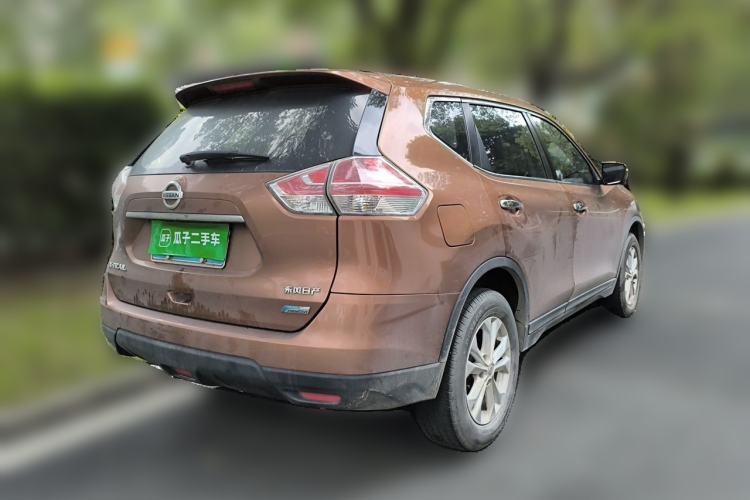 Used Nissan X-Trail 2015 2.0L CVT Comfort MAX Edition 2WD Rear Right 45 Deg