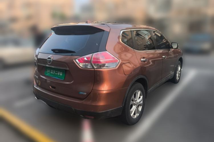 Used Nissan X-Trail 2015 2.0L CVT Comfort MAX Edition 2WD Rear Right 45 Deg