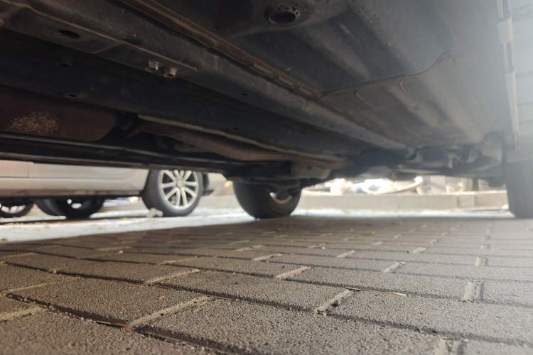 Used Nissan X-Trail 2015 2.0L CVT Comfort MAX Edition 2WD Chassis Front Left