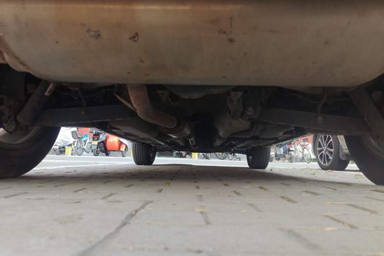 Used Nissan X-Trail 2015 2.0L CVT Comfort MAX Edition 2WD Chassis Rear