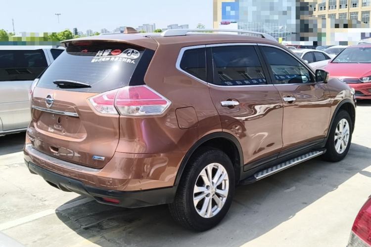 Used Nissan X-Trail 2015 2.0L CVT Comfort MAX Edition 2WD Rear Right 45 Deg