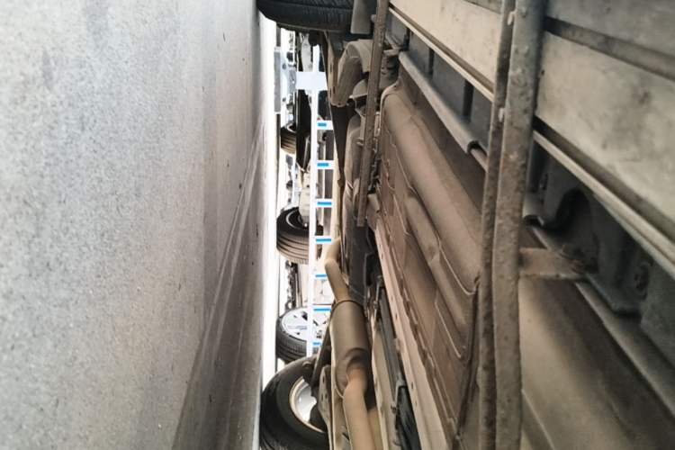 Used Nissan X-Trail 2015 2.0L CVT Comfort MAX Edition 2WD Right Side Sill