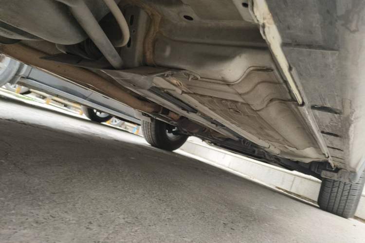 Used Nissan X-Trail 2015 2.0L CVT Comfort MAX Edition 2WD Chassis Rear Right