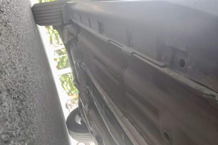 Used Nissan X-Trail 2015 2.0L CVT Comfort MAX Edition 2WD Chassis Front Right