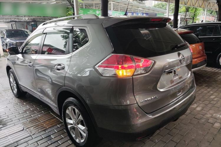 Used Nissan X-Trail 2015 2.0L CVT Comfort MAX Edition 2WD Exterior 2