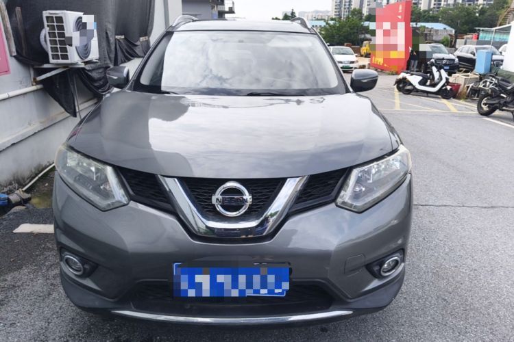 Used Nissan X-Trail 2015 2.5L CVT Leading MAX Edition 4WD Front