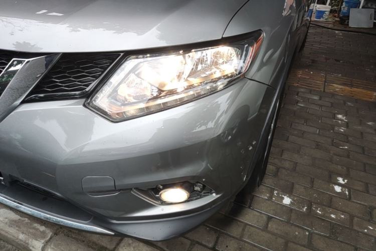 Used Nissan X-Trail 2015 2.0L CVT Comfort MAX Edition 2WD Left Front Headlight