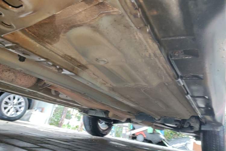 Used Nissan X-Trail 2015 2.0L CVT Comfort MAX Edition 2WD Left Side Sill