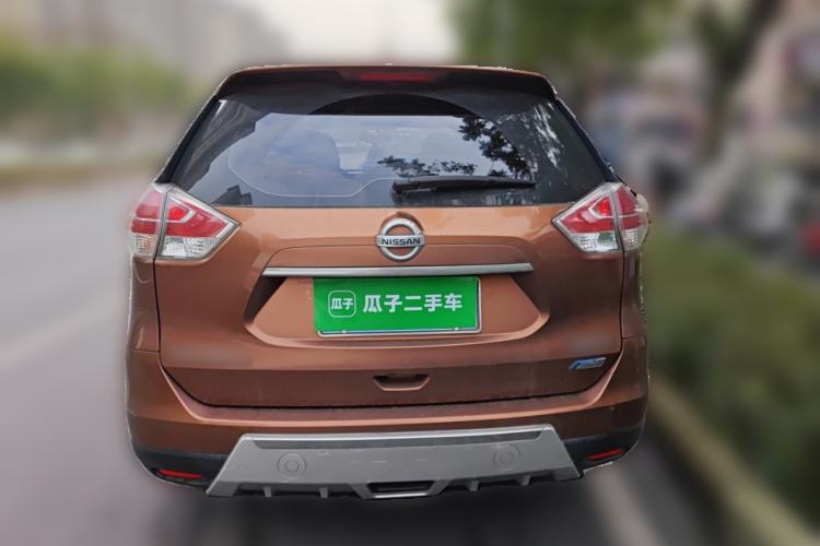 Used Nissan X-Trail 2015 2.0L CVT Comfort MAX Edition 2WD Exterior 4