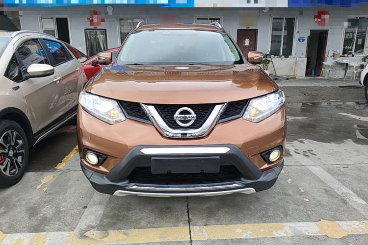 Used Nissan X-Trail 2015 2.0L CVT Comfort MAX Edition 2WD Front