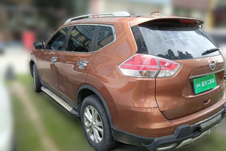 Used Nissan X-Trail 2015 2.0L CVT Comfort MAX Edition 2WD Rear Left 45 Deg