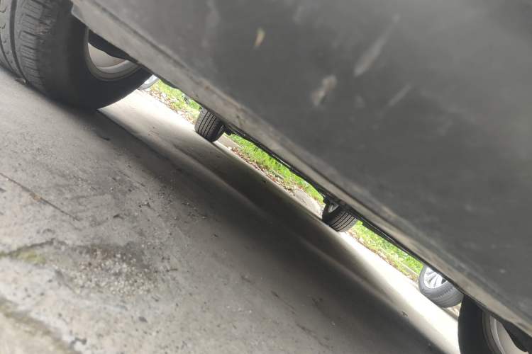 Used Nissan X-Trail 2015 2.0L CVT Comfort MAX Edition 2WD Chassis Front Right