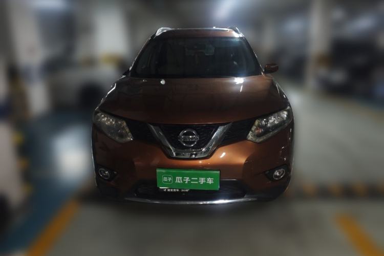 Used Nissan X-Trail 2015 2.5L CVT Leading MAX Edition 4WD Front
