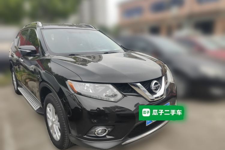 Used Nissan X-Trail 2015 2.0L CVT Comfort MAX Edition 2WD Front Right 45 Deg