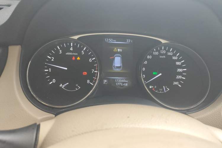 Used Nissan X-Trail 2015 2.0L CVT Comfort MAX Edition 2WD Instrument Cluster