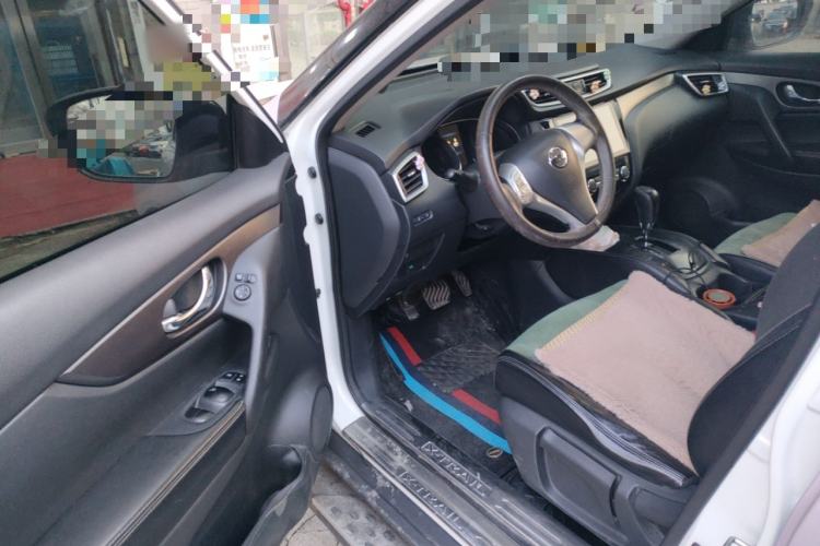 Used Nissan X-Trail 2015 2.0L CVT Comfort MAX Edition 2WD Driver Seat