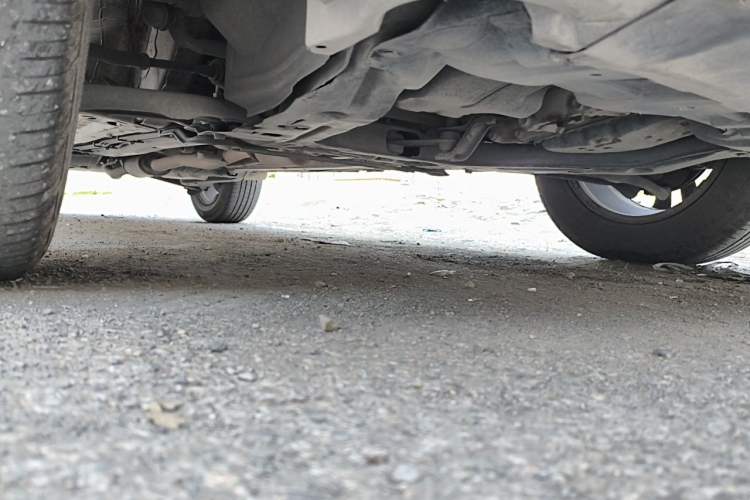 Used Nissan X-Trail 2015 2.0L CVT Comfort MAX Edition 2WD Chassis Front Right