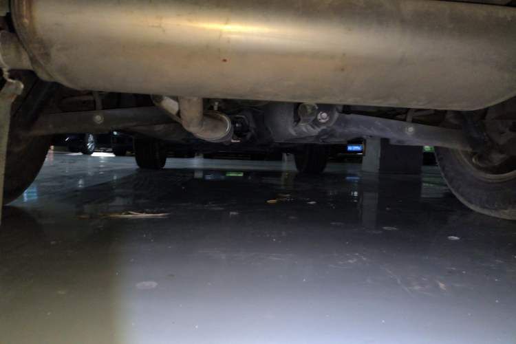Used Nissan X-Trail 2015 2.0L CVT Comfort MAX Edition 2WD Chassis Rear