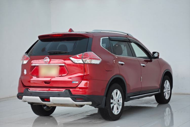 Used Nissan X-Trail 2015 2.0L CVT Comfort MAX Edition 2WD Exterior 4